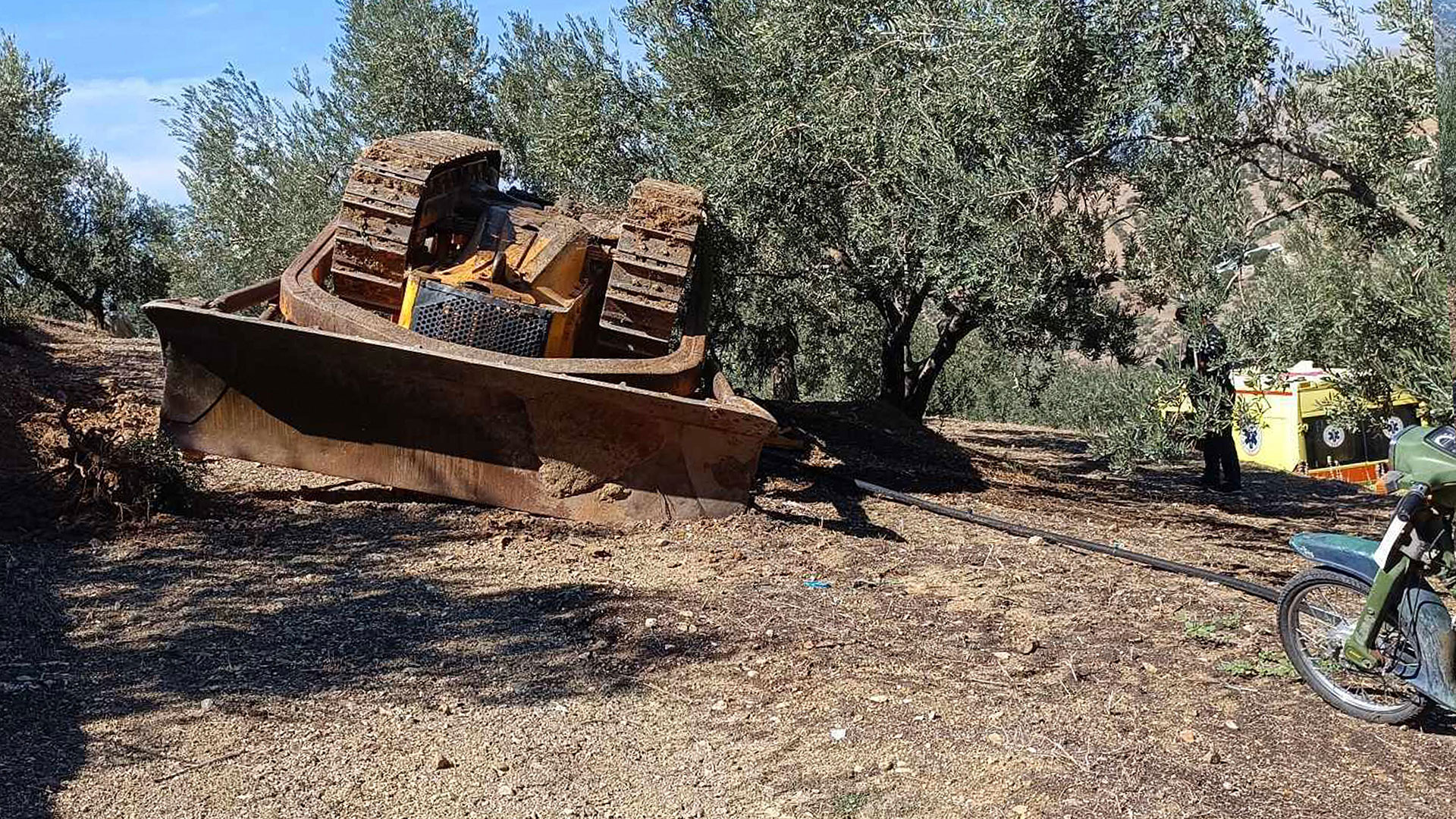 Αργολίδα: Νεκρός 66χρονος που καταπλακώθηκε από χωματουργικό μηχάνημα-1