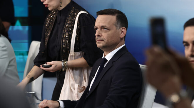 πασοκ-ο-πόλεμος-των-έξι-ημερών-563245282