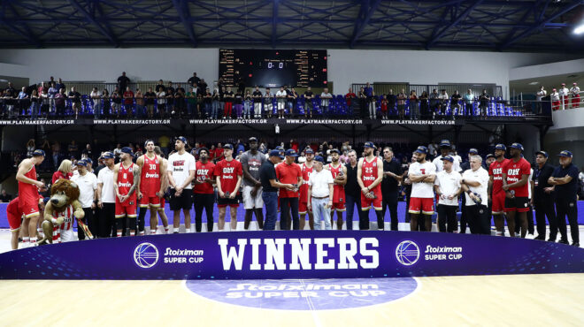 τρίτο-σερί-τρόπαιο-super-cup-ο-ολυμπιακός-563246353