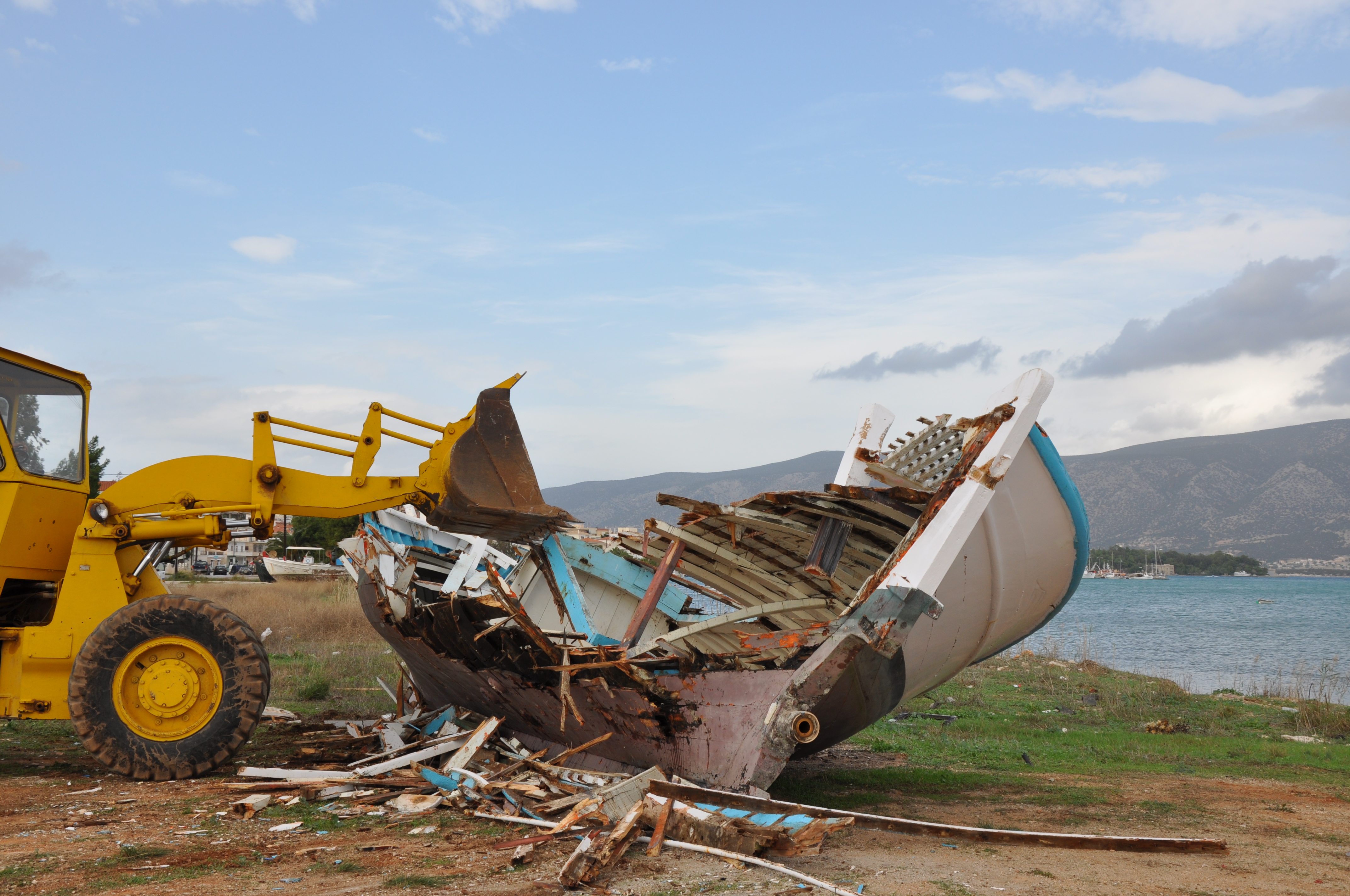 «Ξέρεις τι είναι να βλέπεις την μπουλντόζα να καταστρέφει το καΐκι σου;»-3