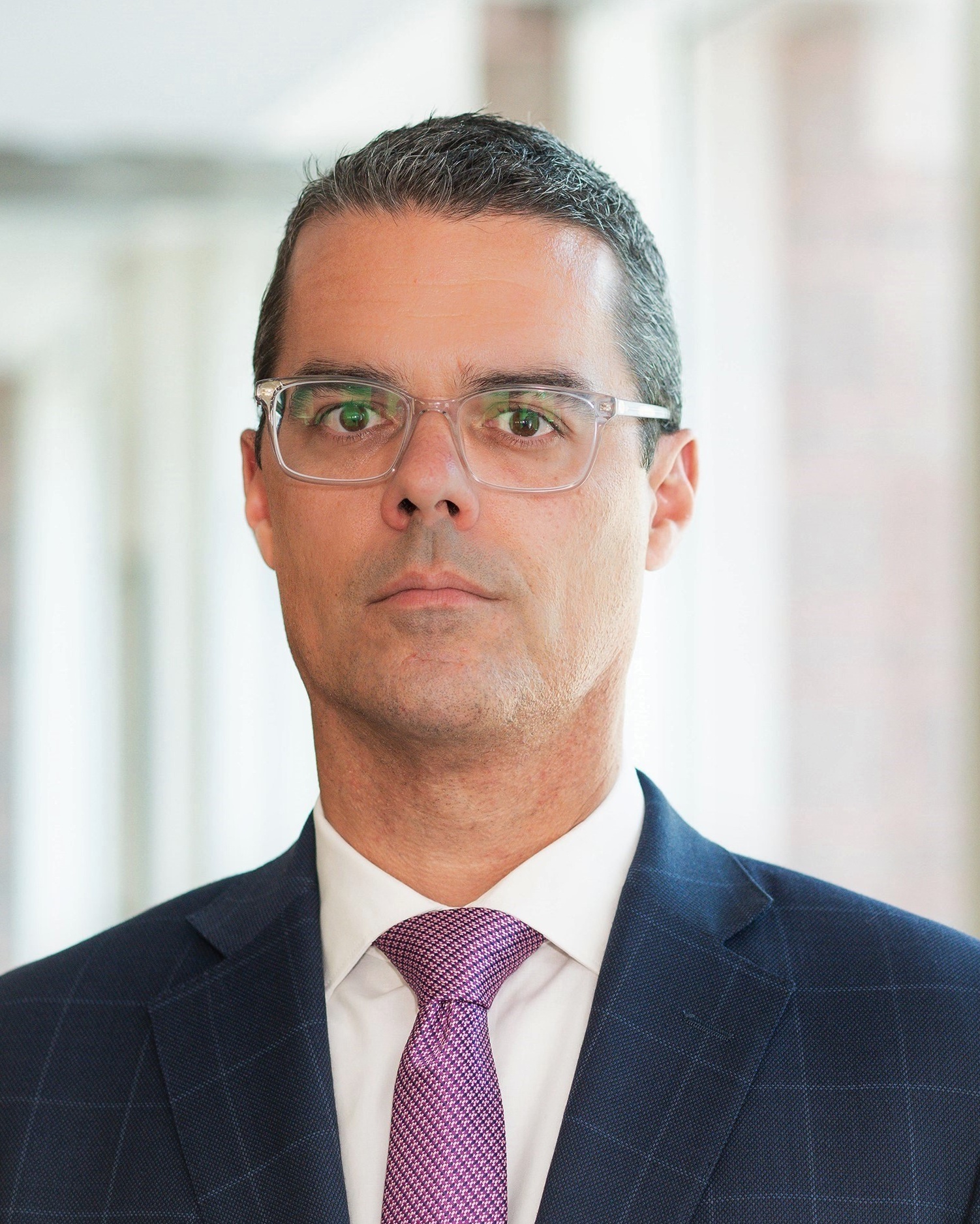 Τζάστιν Λόγκαν στην «Κ»: Οι ΗΠΑ δίνουν όπλα σε Ισραήλ και Ουκρανία, αλλά μένουν στα τυφλά-1