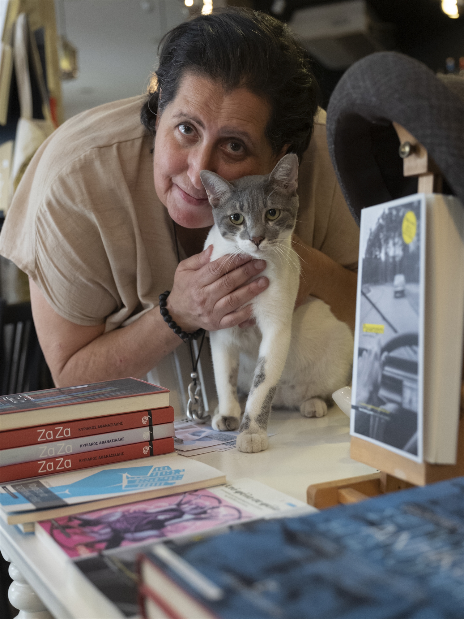 Ανεξάρτητες, σαν τις γάτες μας-2