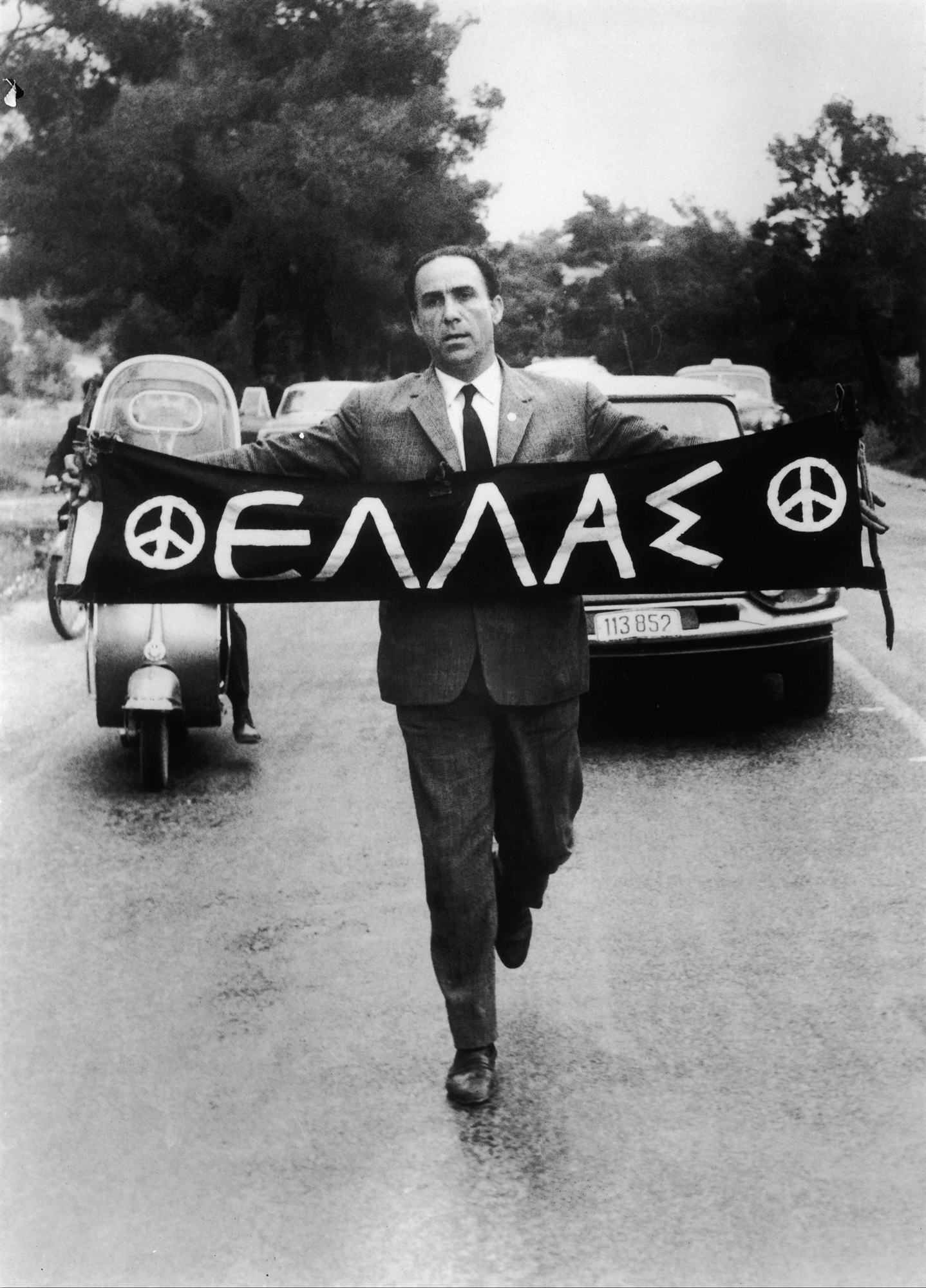 Αίμα και πολιτική, στη Δύση και στην Ελλάδα-3