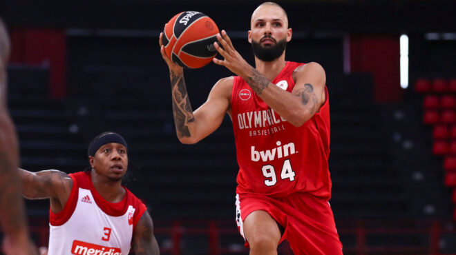 φιλική-νίκη-με-ράιτ-για-τον-ολυμπιακό-563214139