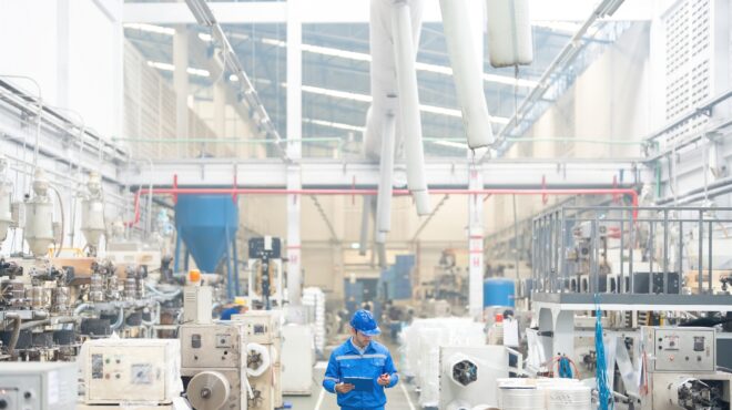 βιομηχανική-αναγέννηση-με-επενδύσει-563220535
