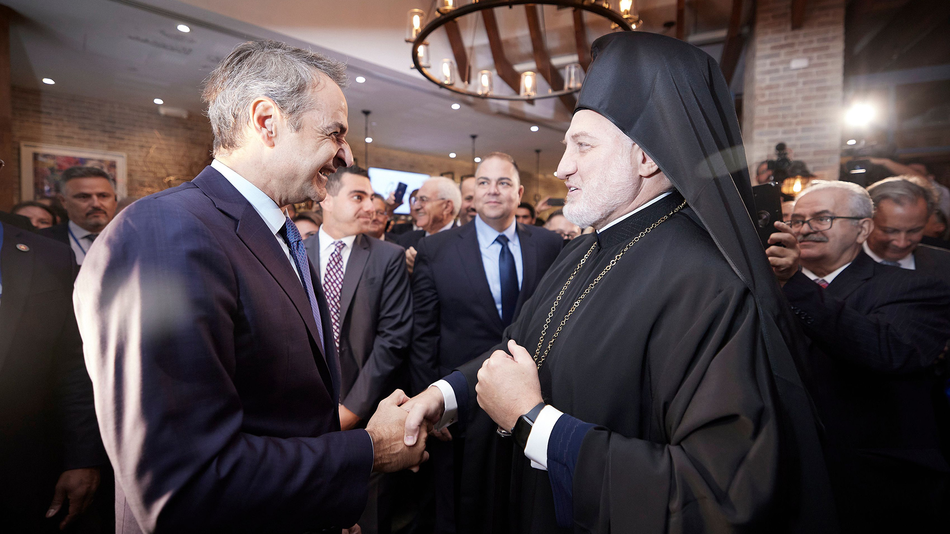 Μητσοτάκης σε ομογενείς: Προσκλητήριο για επενδύσεις – «Θέλουμε επιστολική ψήφο και στις εθνικές εκλογές»-1