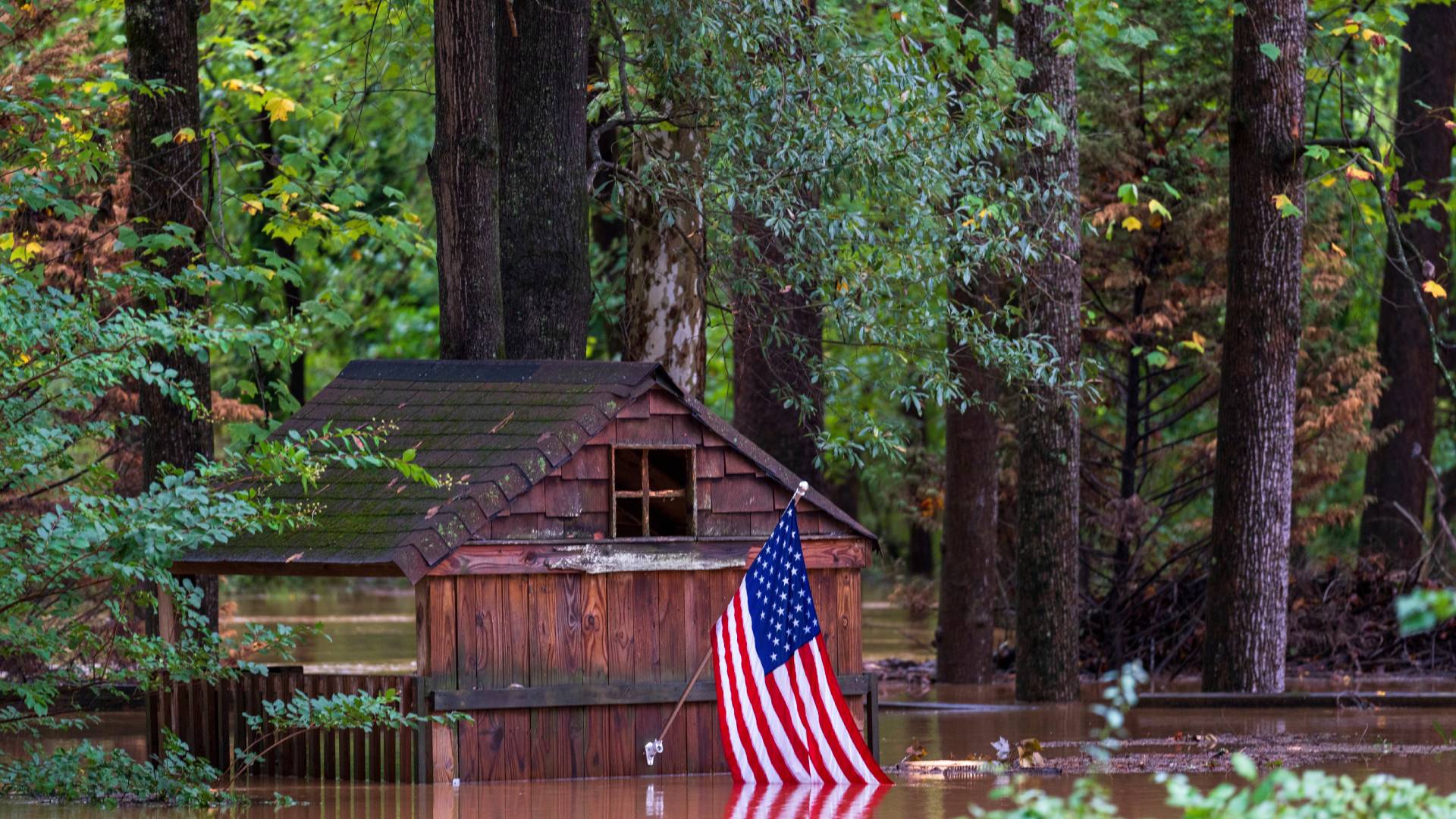 Τυφώνας «Ελένη»: Τουλάχιστον 21 νεκροί – Εκατοντάδες εγκλωβισμένοι, εκατομμύρια χωρίς ρεύμα-2