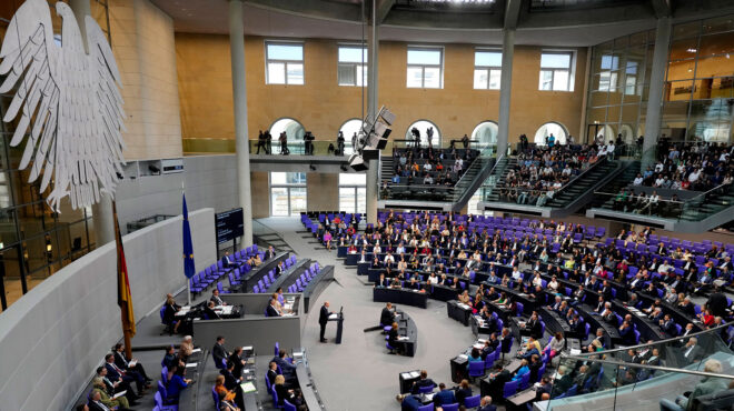 γερμανία-προς-τα-δεξιά-σύρεται-όλο-το-κ-563217904