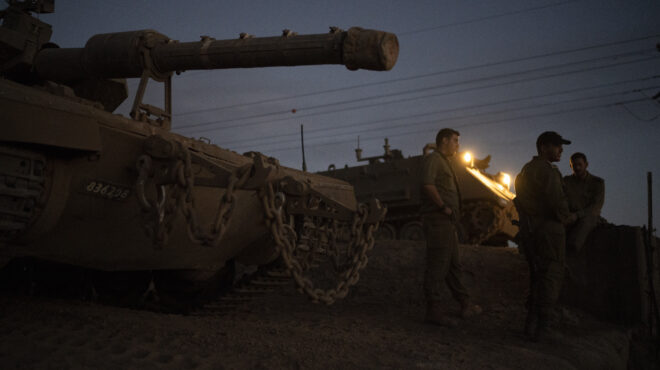 αποσύρονται-στρατιωτικές-δυνάμεις-τ-563247514