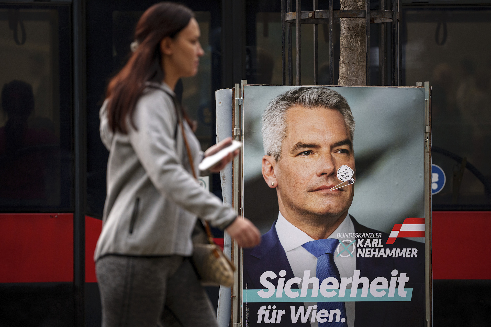 Αυστρία: Βουλευτικές εκλογές την Κυριακή με «αέρα» ακροδεξιάς-1