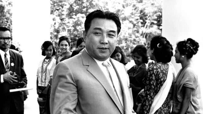 σαν-σήμερα-9-σεπτεμβρίου-1948-ο-κιμ-ιλ-σου-563208166