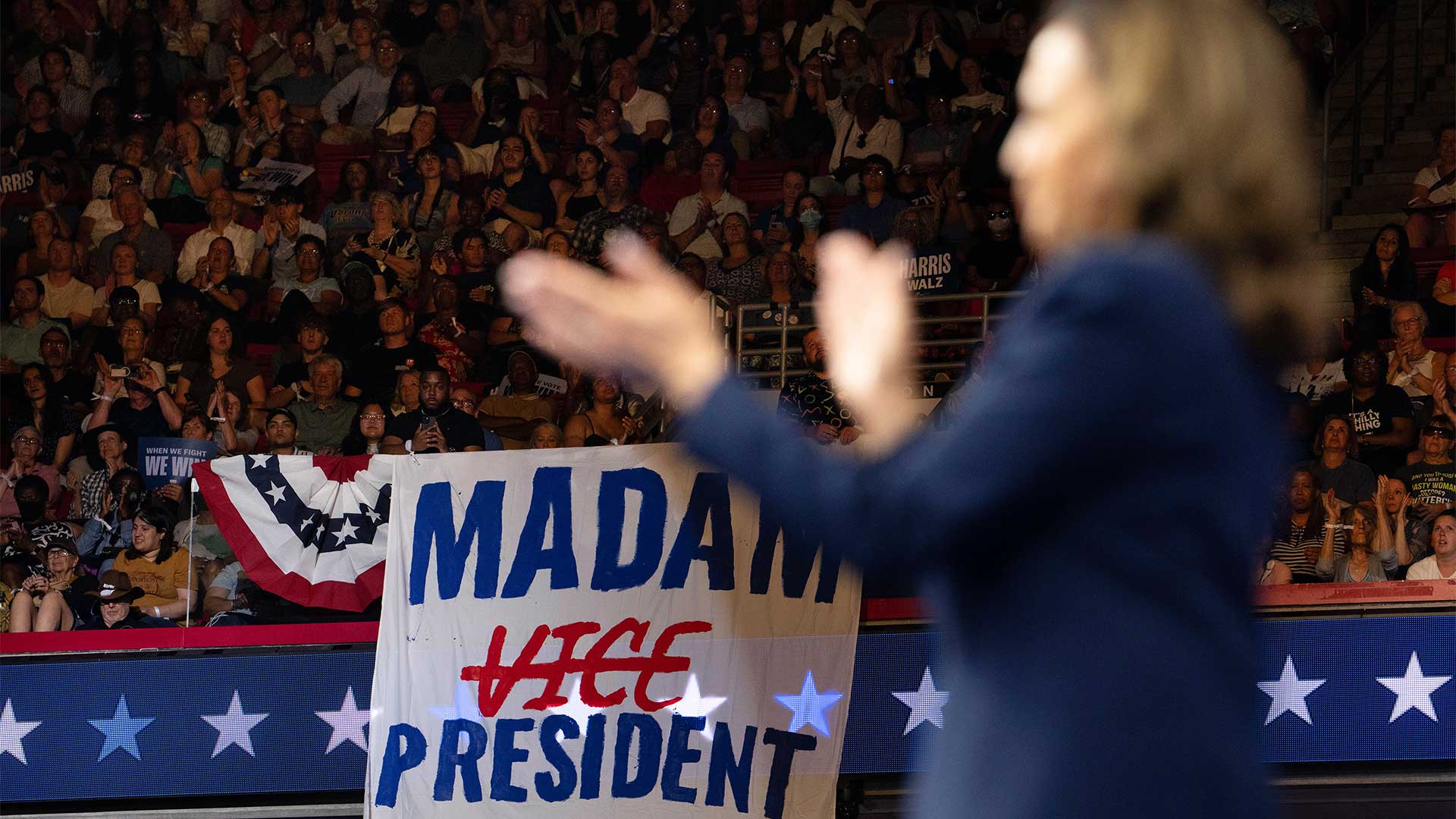 Κάμαλα Χάρις: Brat, femininomenon ή η επόμενη πρόεδρος των ΗΠΑ;-2