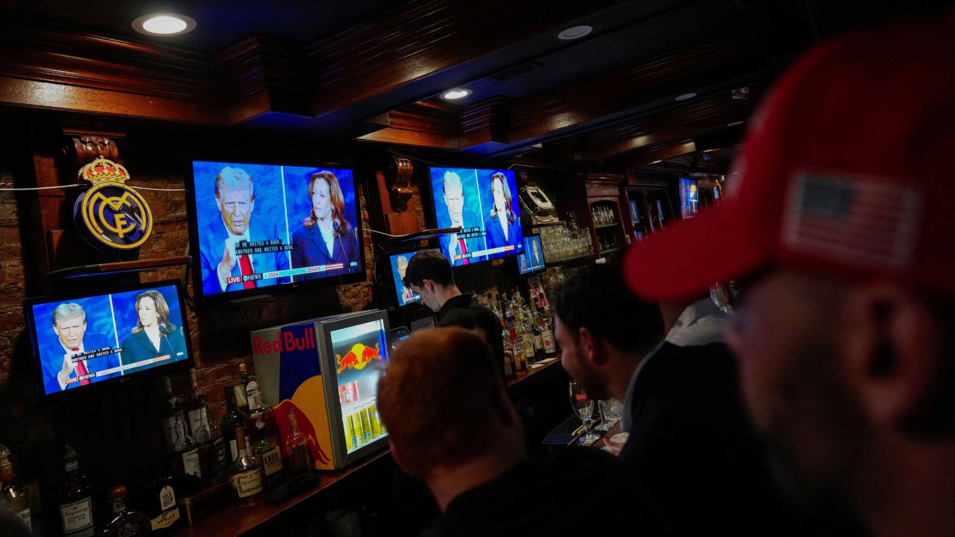 Χάρις ή Τραμπ; Μετά το ντιμπέιτ, οι ψηφοφόροι των κρίσιμων πολιτειών απαντούν-1