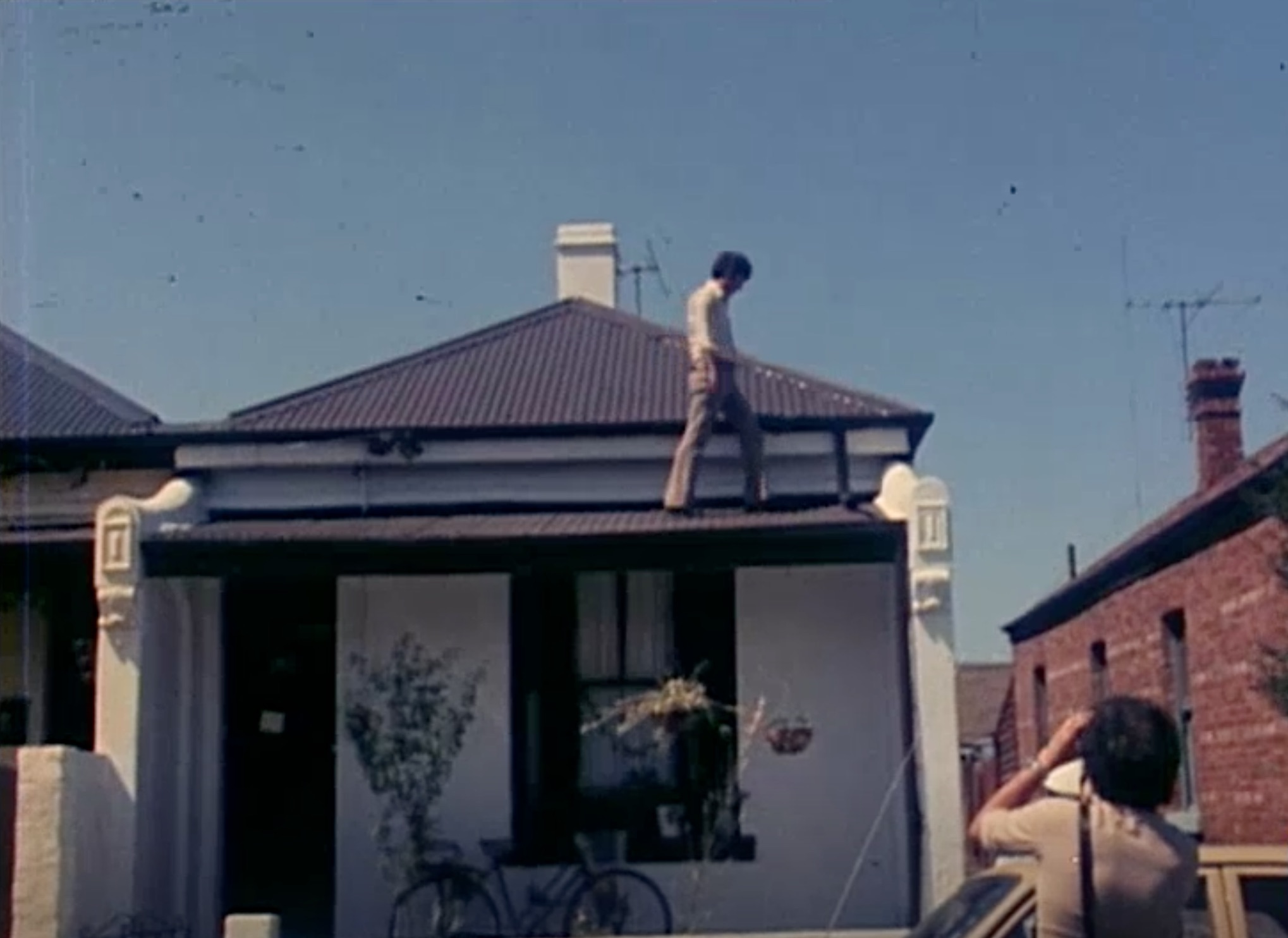 Το μαχαίρι του 1977 και ο Ελληνας-3