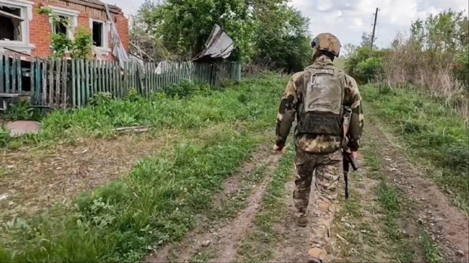 Οι Ρώσοι αναφέρουν την κατάληψη του Ουκραΐνσκ, στην ανατολική Ουκρανία-1