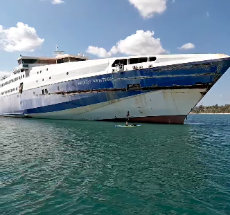 αίολος-κεντέρης-σαπίζει-σε-λιμάνι-τ-563222806