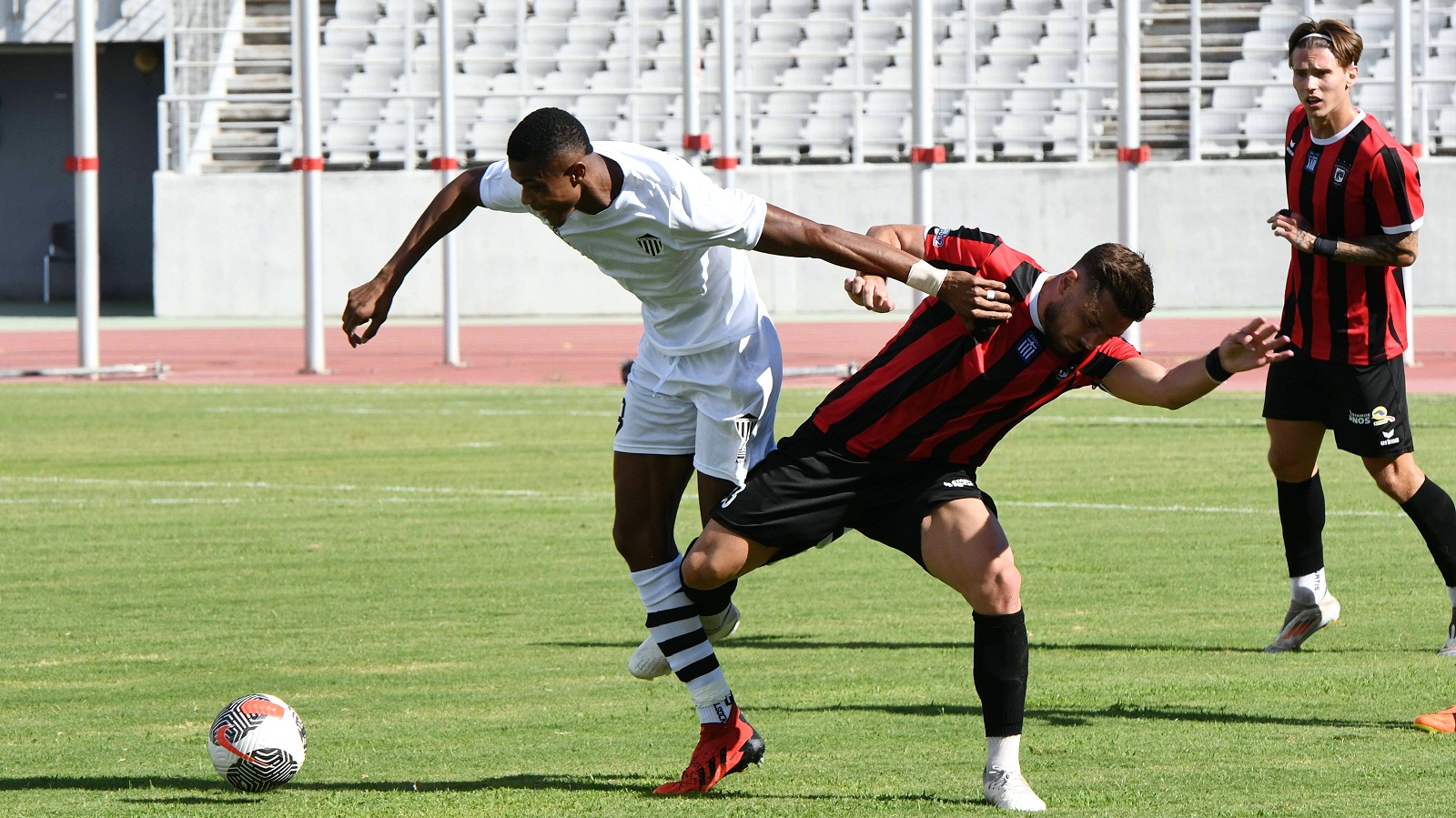 Η Super League 2 ξανασυστήνεται-1