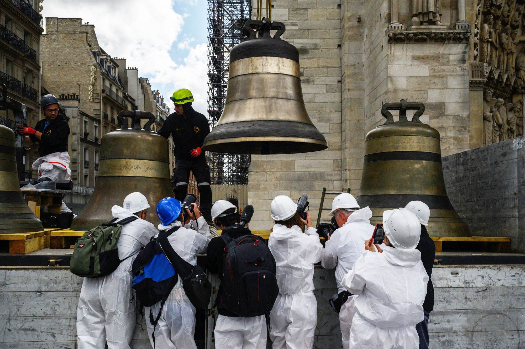 Παρίσι: Αντιπαράθεση για τα βιτρό στη Νοτρ Νταμ-1
