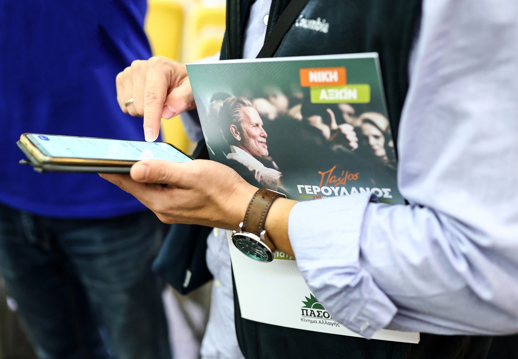 Ολα είναι δρόμος (και καφενεία)-7