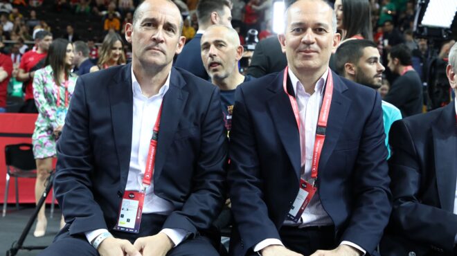 στο-μαξίμου-χθες-ο-ολυμπιακός-για-την-π-563219665