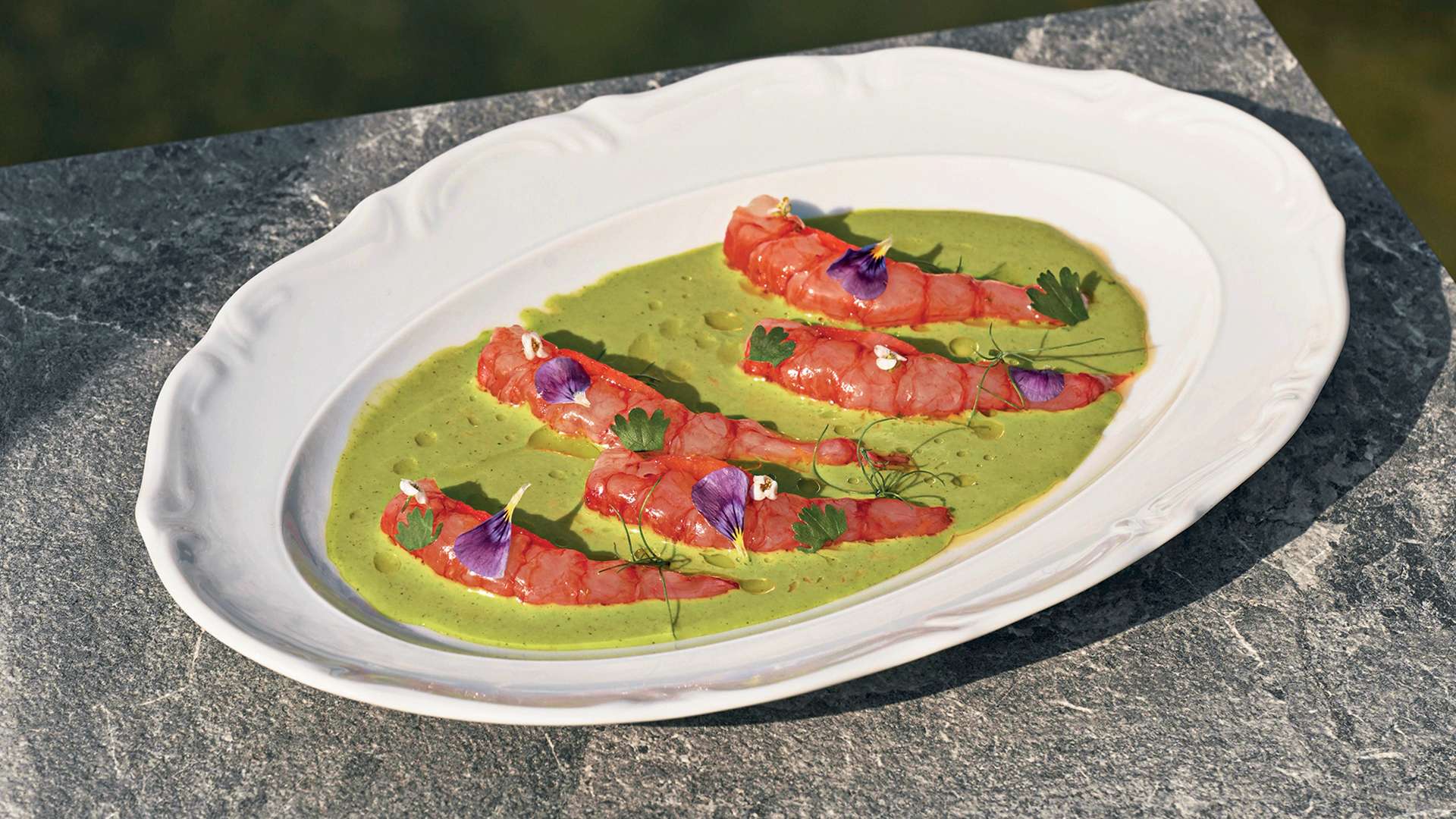 Ενα κοσμοπολίτικο εστιατόριο στη Λίμνη Βουλιαγμένης-1