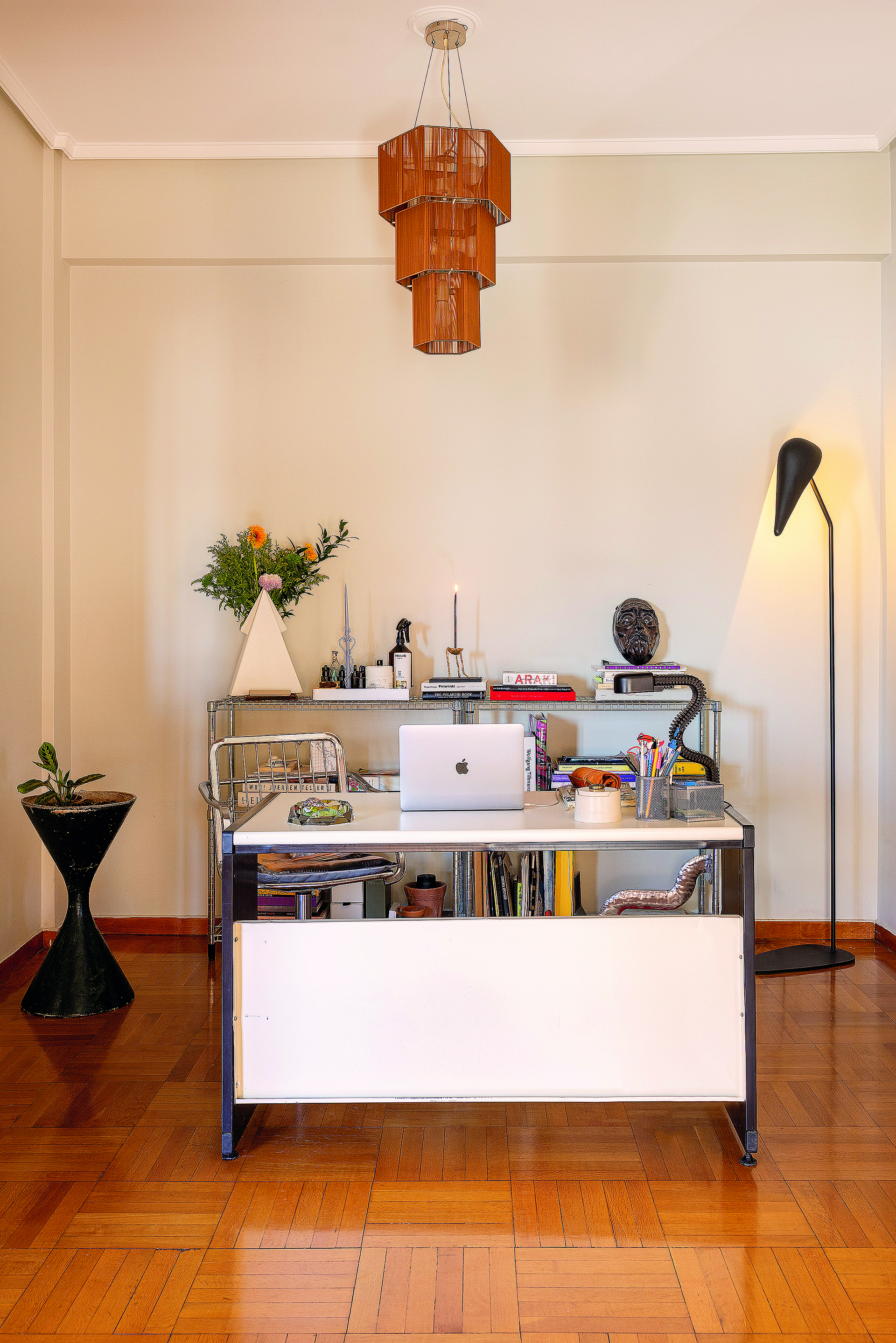 Ενα φωτεινό διαμέρισμα του ’50 στο Κουκάκι με θέα στην Ακρόπολη-6