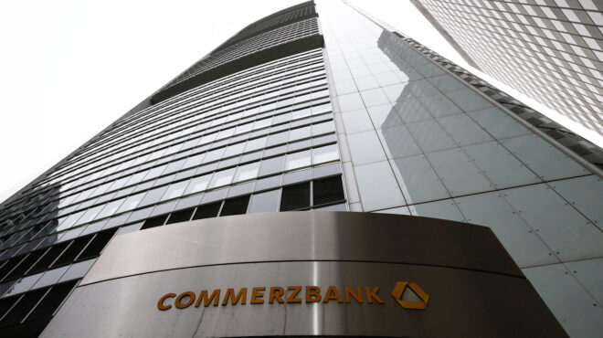 η-unicredit-αυξάνει-στο-21-το-μερίδιό-της-στην-commerzbank-563232826