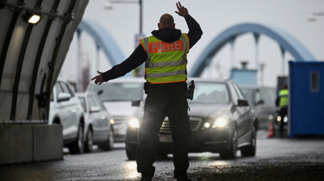 μεταναστευτικό-στο-τραπέζι-η-δημιουρ-563233171