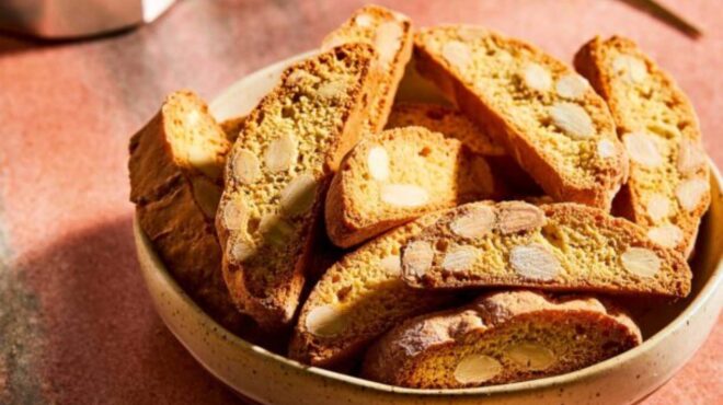 cantucci-τα-biscotti-της-τοσκάνης-563241829