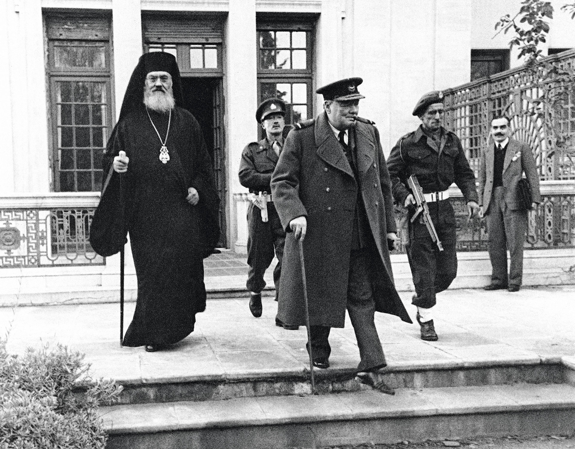 Ο «Δίκαιος των Εθνών» σθεναρός Ιεράρχης που έγραψε (και πολιτική) ιστορία σε χρόνια άγρια-1