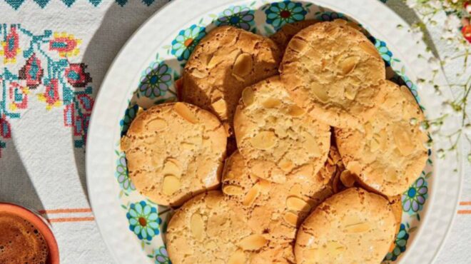 εργολάβοι-563221168