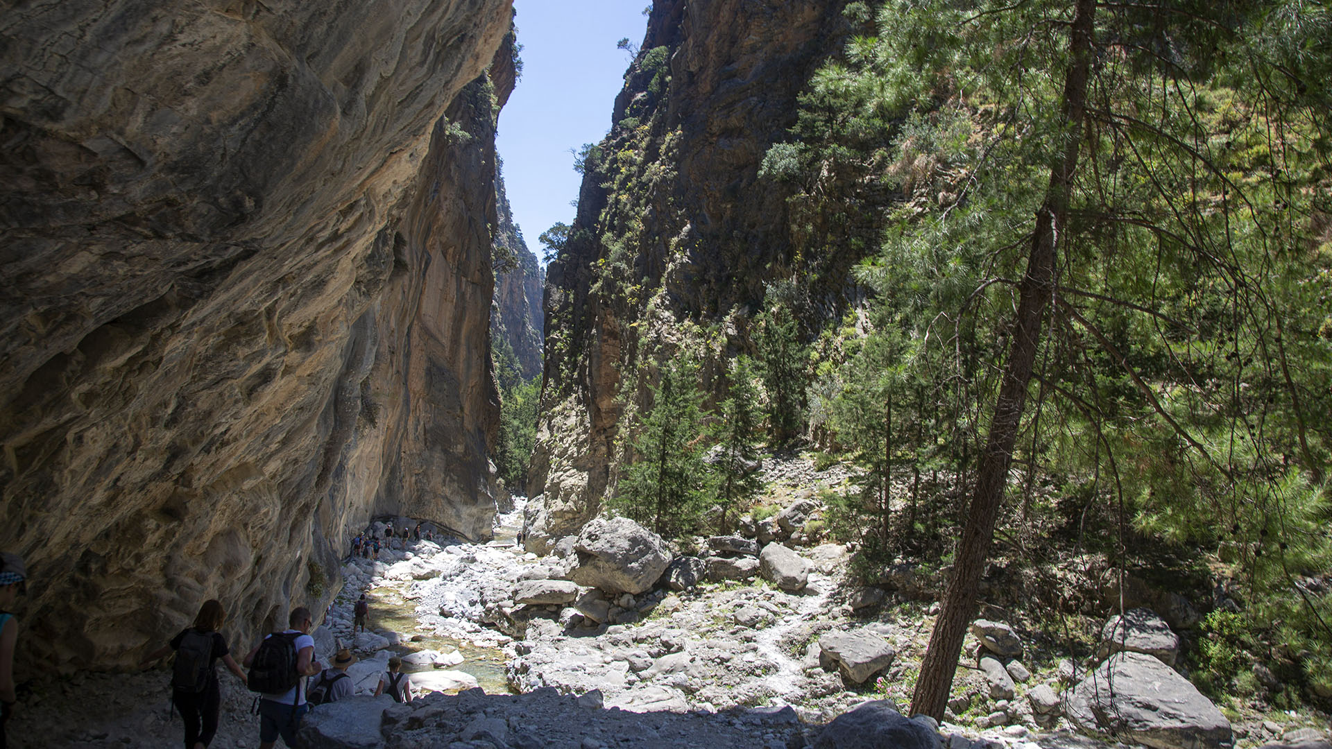 Το φαράγγι της Σαμαριάς σε συμπληγάδες-1