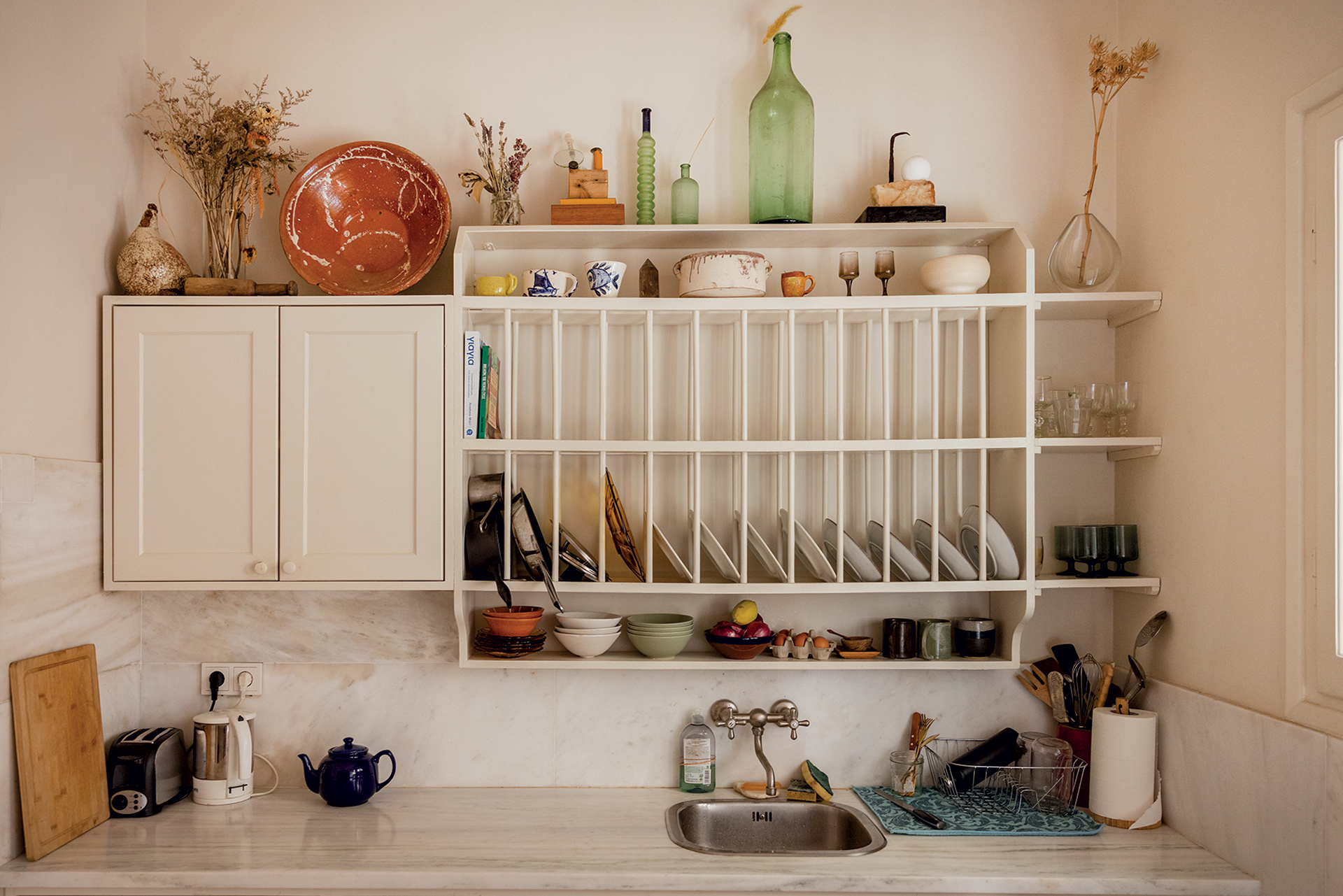 Ενα διαμέρισμα του ’30 στο Κουκάκι που δεν το άγγιξε ο χρόνος-3