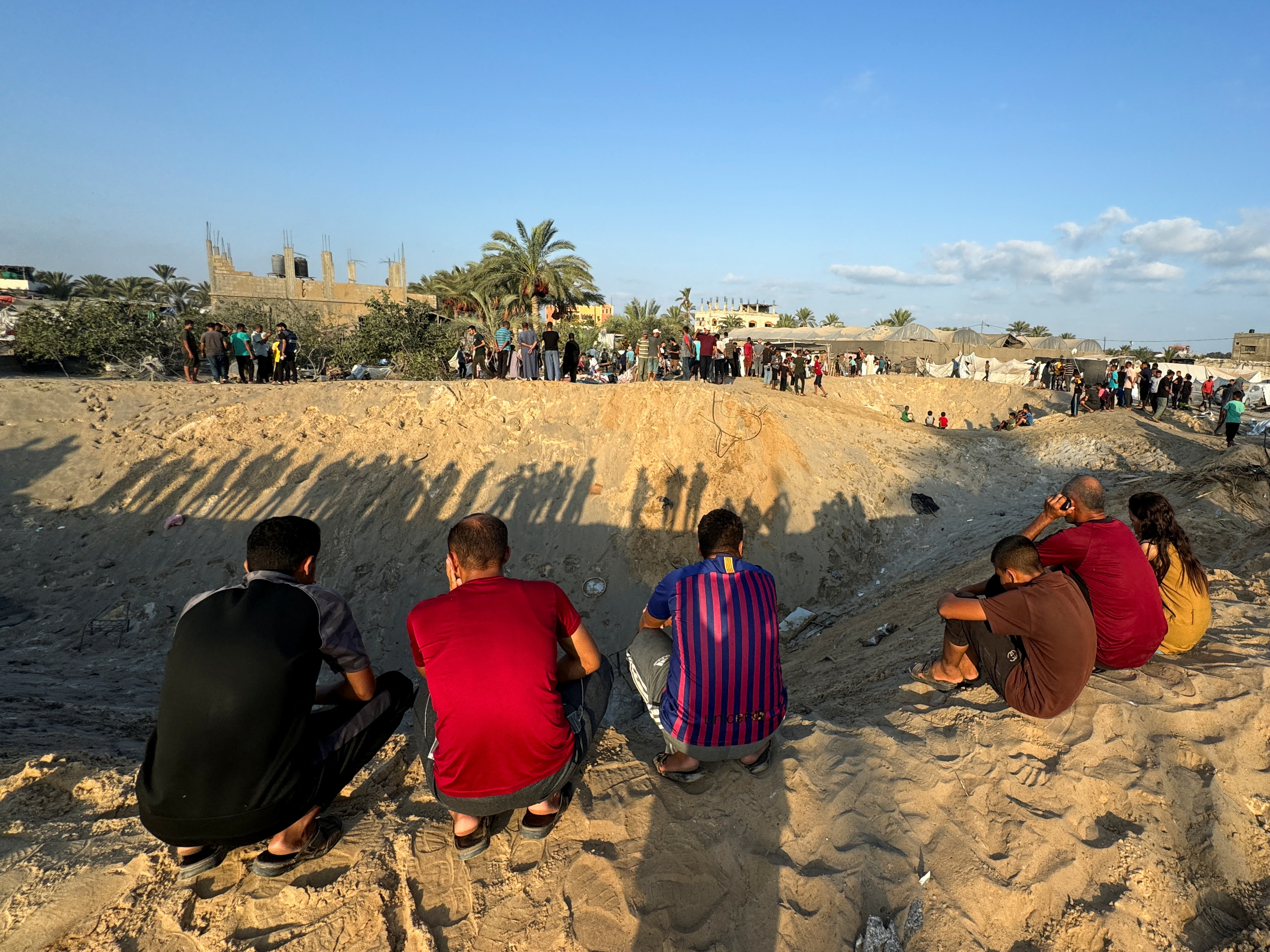 Γάζα: «Ολόκληρες οικογένειες θάφτηκαν στην άμμο»-3