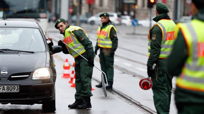 γερμανία-οι-μέθοδοι-της-αστυνομίας-κα-563210752