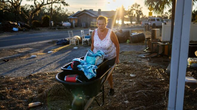 τυφώνας-ελένη-πάνω-από-100-νεκροί-στις-563247097