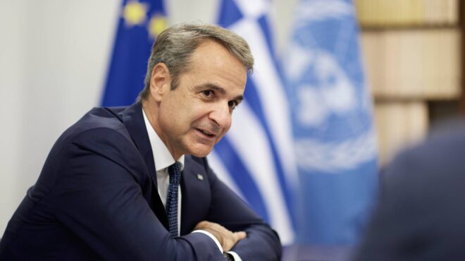 ομιλία-μητσοτάκη-στον-οηε-είμαστε-πρό-563236909