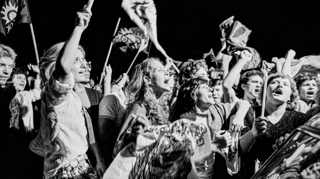 πότε-αρχίσαμε-να-λέμε-το-πασοκ-λαϊκισ-563199112