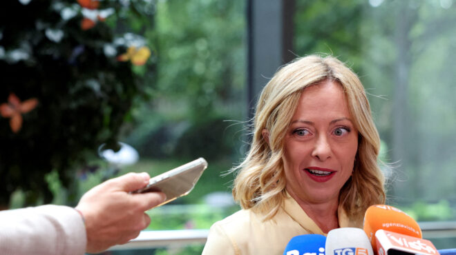 ιταλία-στο-291-της-πρόθεσης-ψήφου-το-κόμμ-563199316