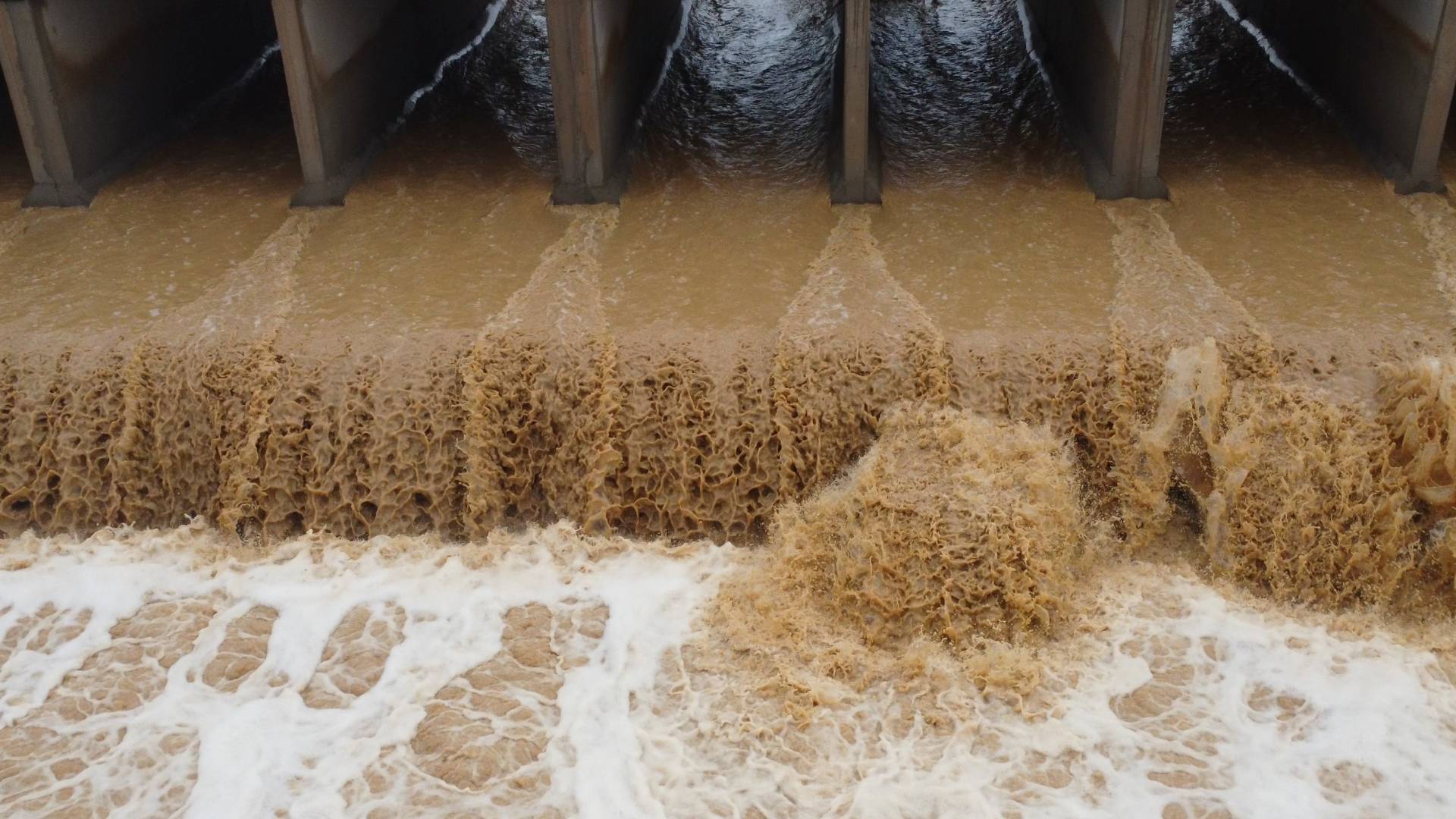 Φονικές πλημμύρες στο Μαρόκο: Εικόνες καταστροφής – Τουλάχιστον 18 νεκροί-2