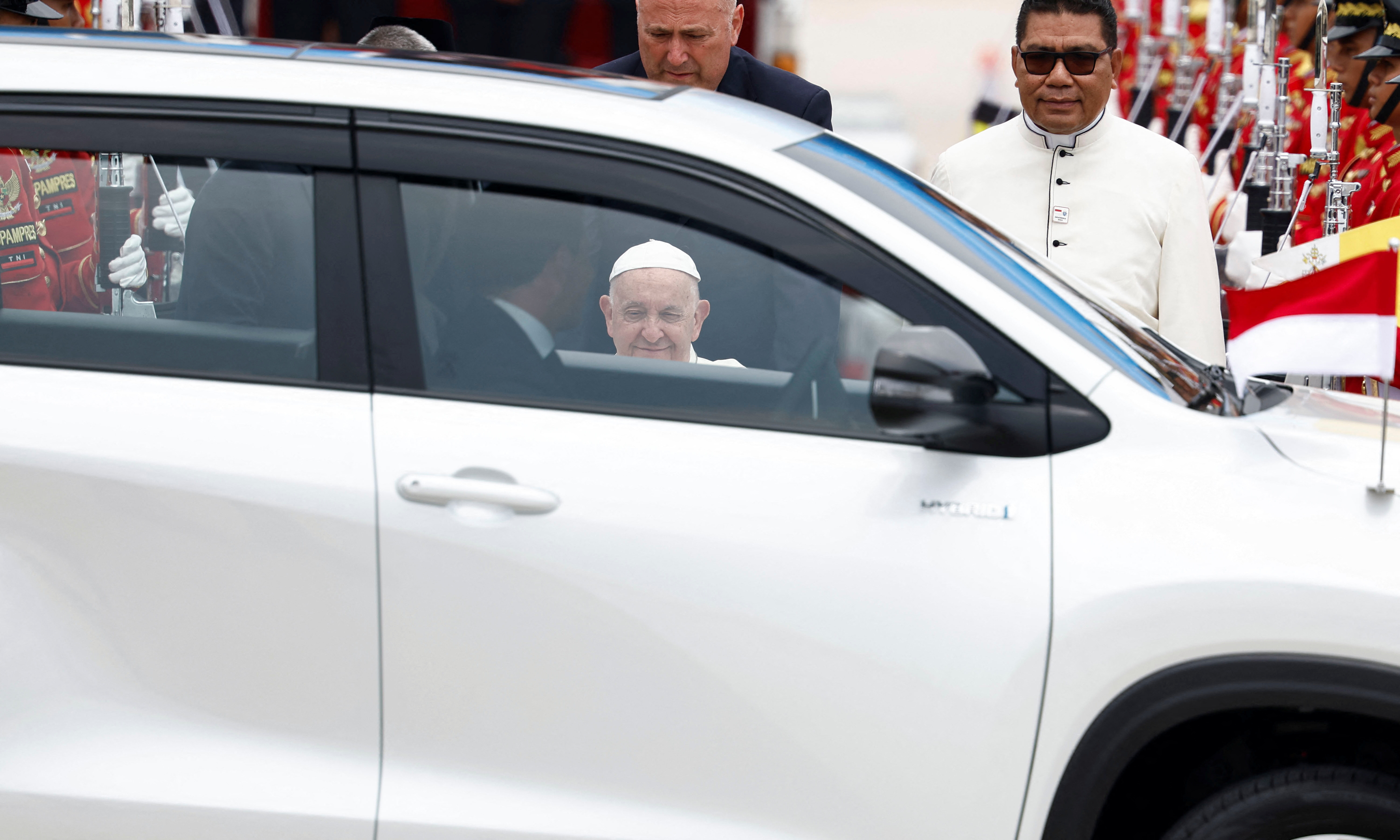 Ο πάπας στην Ινδονησία, πρώτο σταθμό μιας φιλόδοξης περιοδείας-2