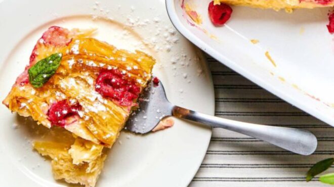 πατσαβουρόπιτα-με-κρέμα-και-σμέουρα-β-563246410