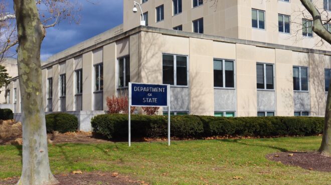 στέιτ-ντιπάρτμεντ-για-κινέζο-πρόξενο-563203645