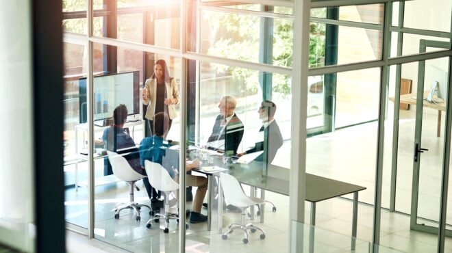 ξεκίνησε-από-μαθητευόμενος-έγινε-ceo-ε-563231746