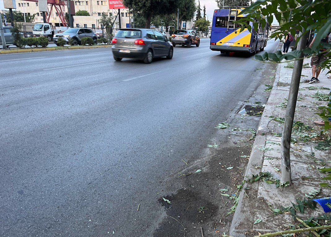 Αιγάλεω: Τροχαίο με νεκρό μοτοσικλετιστή στην Πέτρου Ράλλη-1