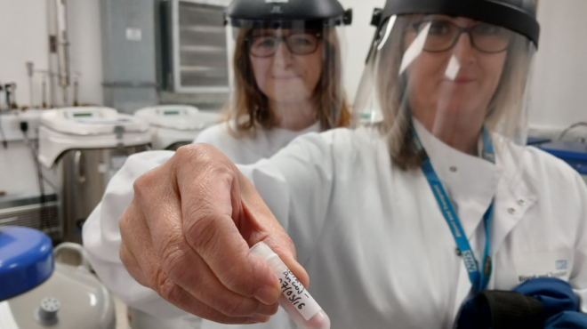 η-επιστήμονας-που-ανακάλυψε-τη-νέα-ομά-563247130