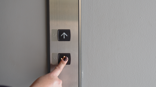 εισαγγελική-παρέμβαση-για-την-πτώση-α-563261824