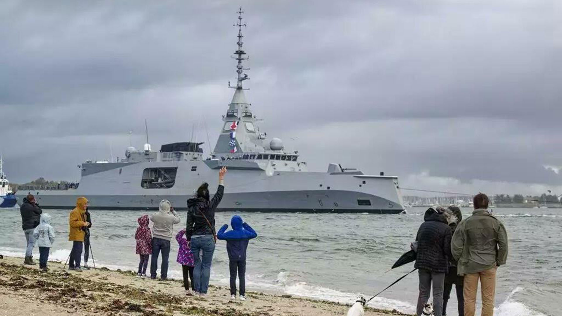 Απέπλευσε η πρώτη FDI Belharra – Αντίστροφη μέτρηση για τη φρεγάτα «Κίμων»-2