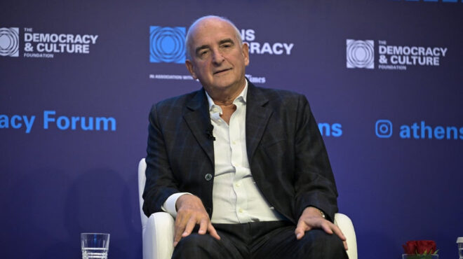 ρότζερ-κόεν-στην-κ-κάποιος-θύλακος-υ-563256472