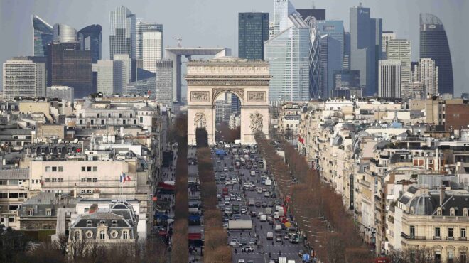 λιτότητα-και-κίνδυνοι-για-την-ανάπτυξ-563284255